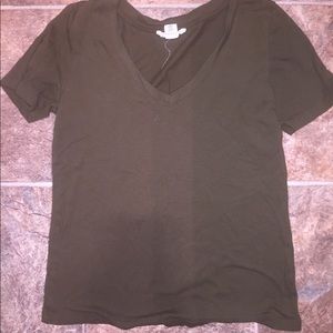 3 Forever 21 Tee Shirts. Good condition.
